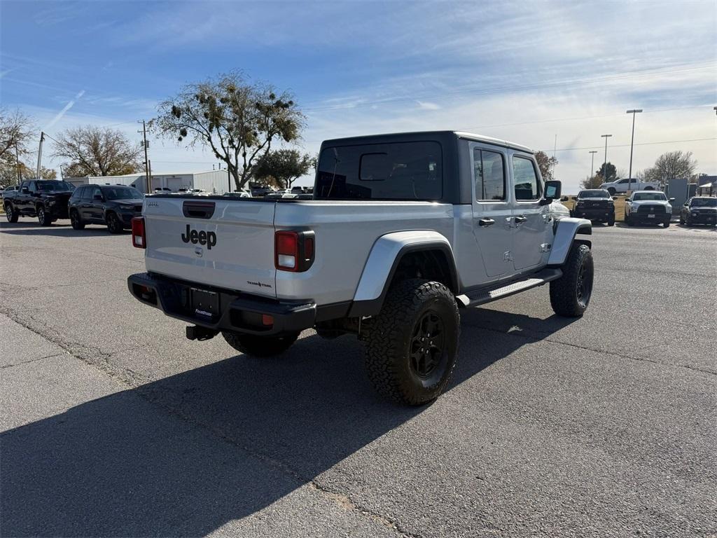 used 2022 Jeep Gladiator car, priced at $34,591