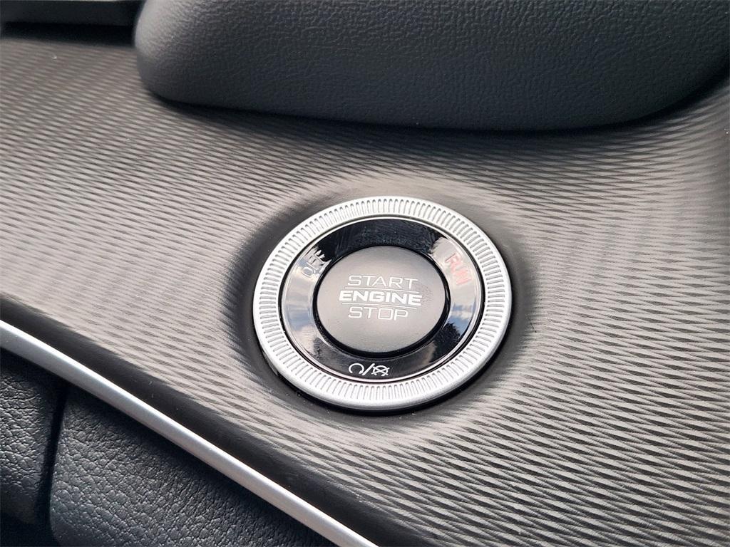 new 2025 Jeep Grand Cherokee L car, priced at $41,775