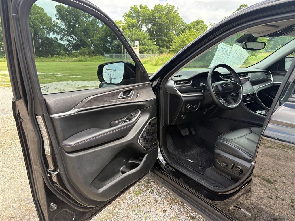 used 2021 Jeep Grand Cherokee L car, priced at $25,520