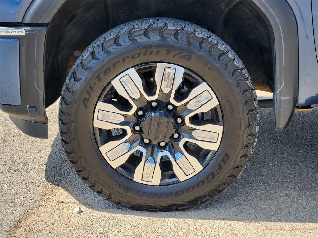 used 2024 GMC Sierra 2500 car, priced at $69,588
