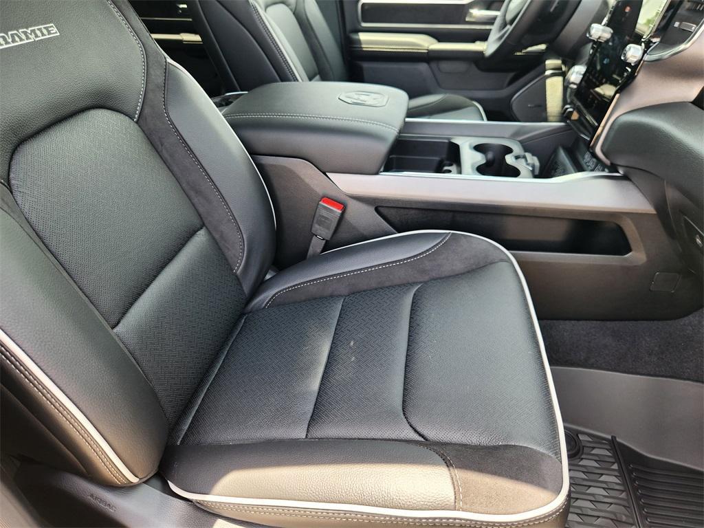 new 2025 Ram 1500 car, priced at $59,966