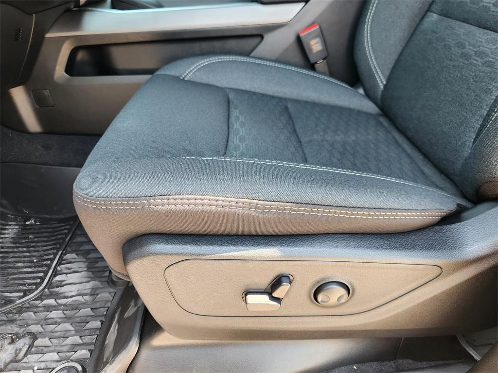 new 2025 Ram 1500 car, priced at $55,715