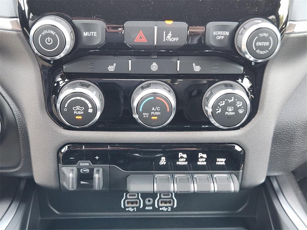 new 2025 Ram 1500 car, priced at $55,715