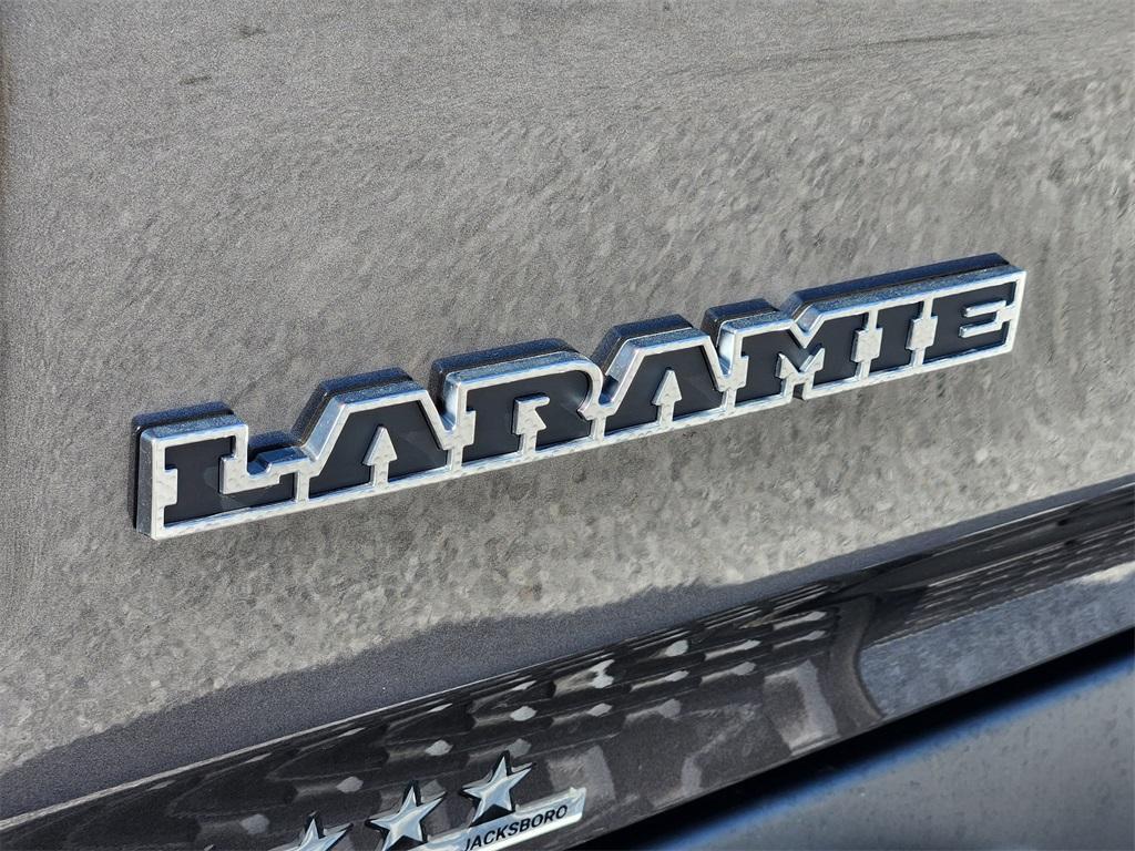 new 2025 Ram 1500 car, priced at $60,016