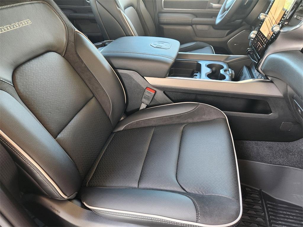 new 2025 Ram 1500 car, priced at $60,016