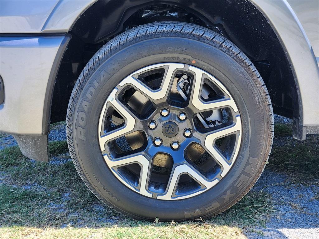 new 2025 Ram 1500 car, priced at $60,016