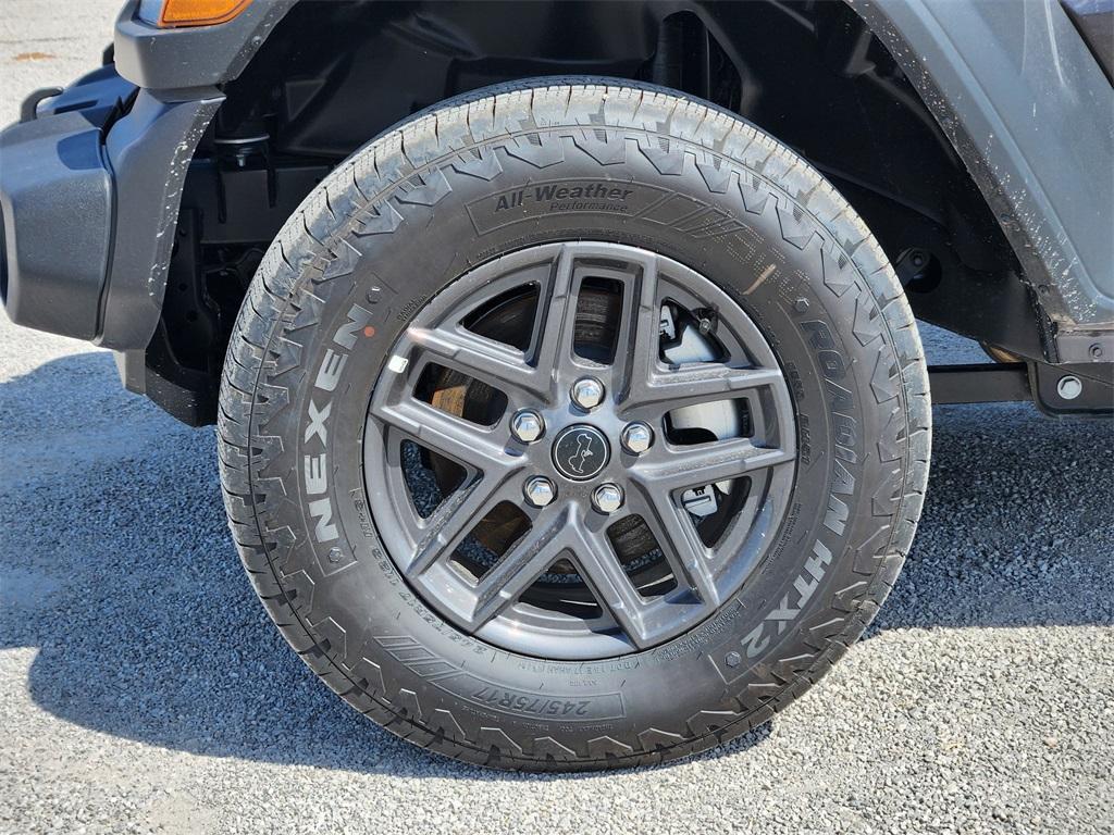 new 2025 Jeep Wrangler car, priced at $43,240