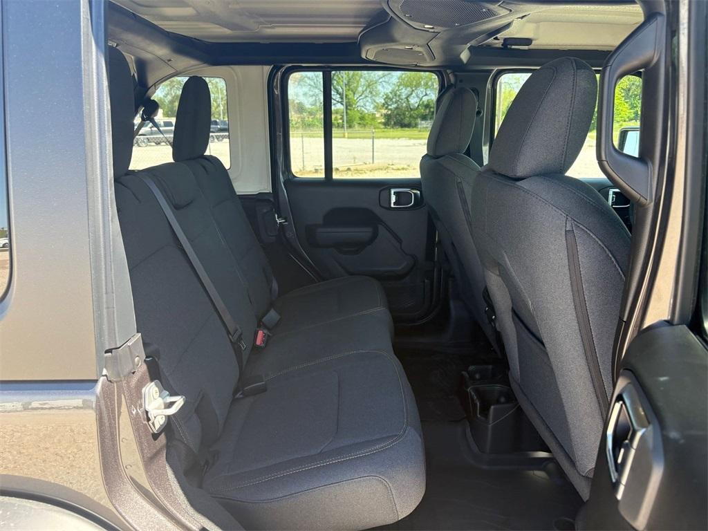new 2025 Jeep Wrangler car, priced at $47,081