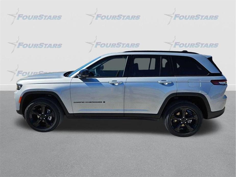 new 2024 Jeep Grand Cherokee car, priced at $40,327