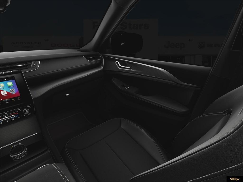 new 2025 Jeep Grand Cherokee car, priced at $41,855