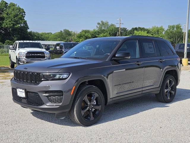 new 2024 Jeep Grand Cherokee car, priced at $44,094