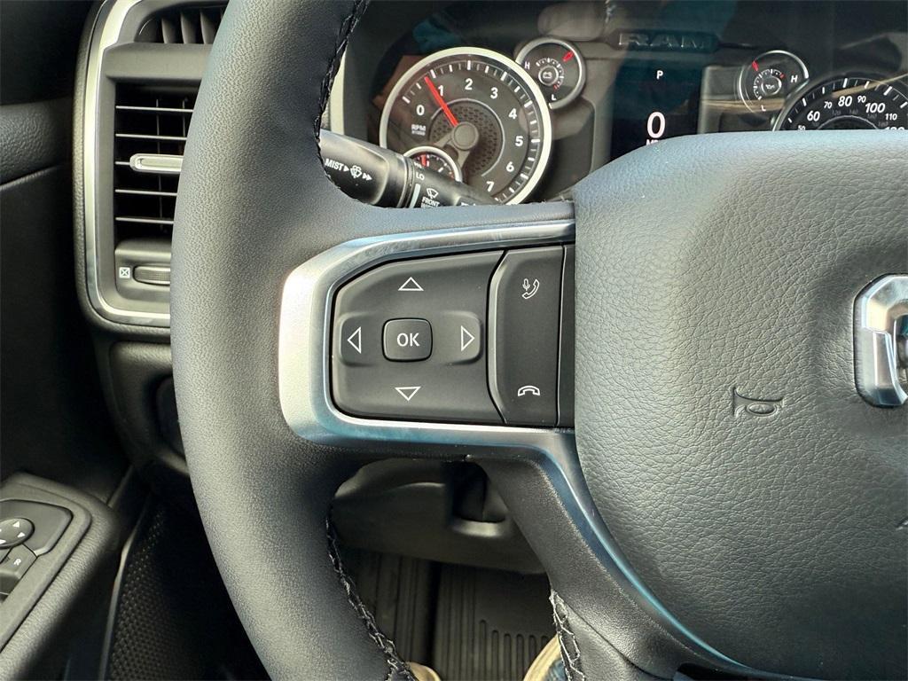 new 2025 Ram 1500 car, priced at $48,647