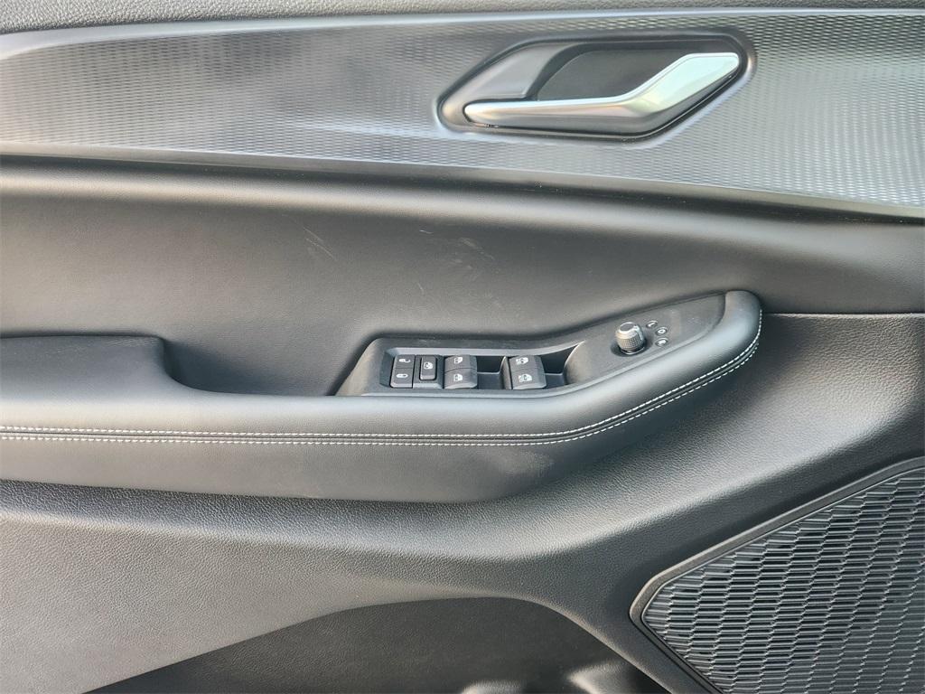 new 2025 Jeep Grand Cherokee car, priced at $38,806