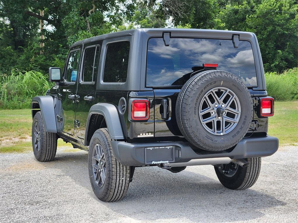 new 2025 Jeep Wrangler car, priced at $46,345