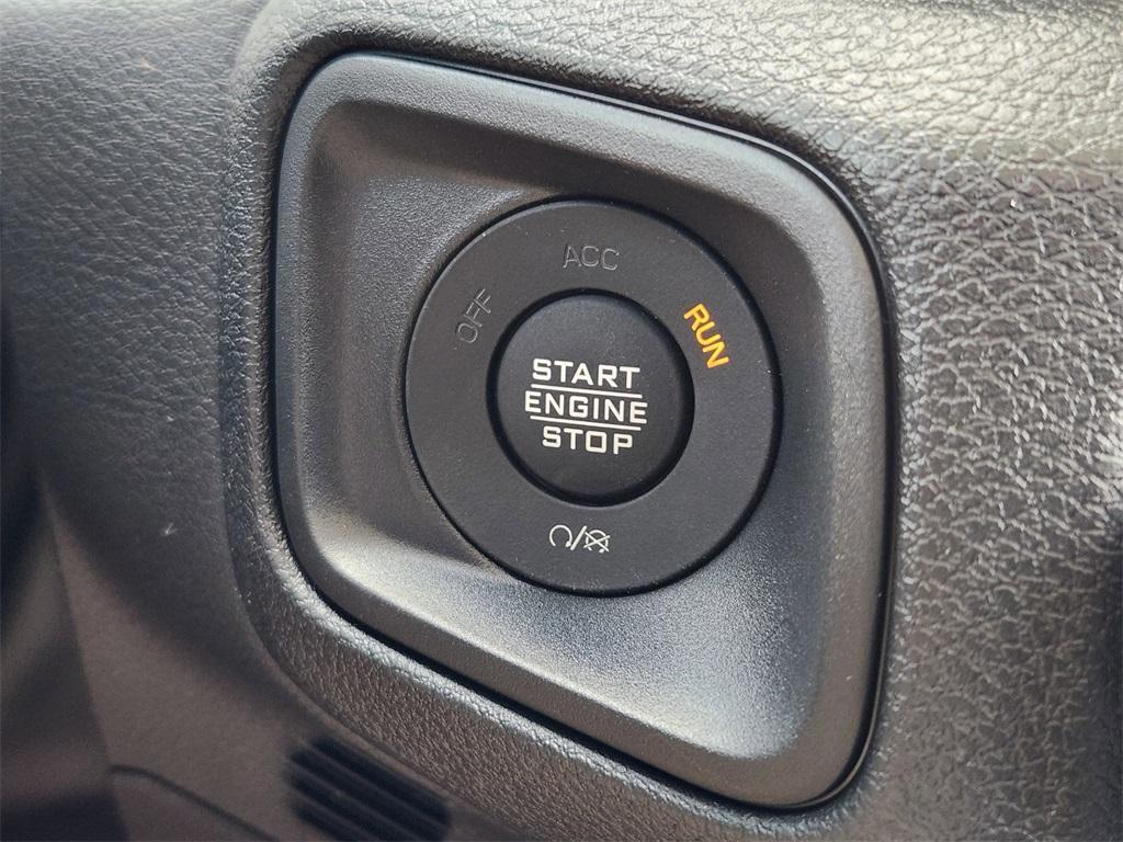 new 2025 Jeep Wrangler car, priced at $46,345
