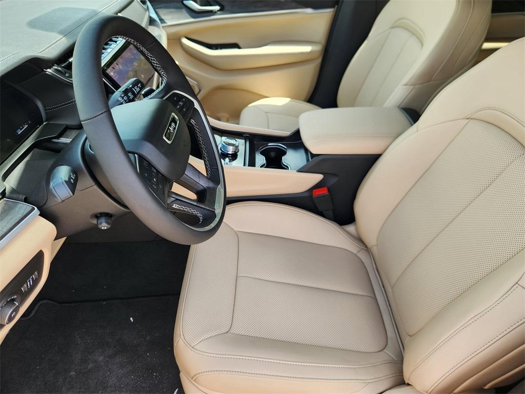 new 2025 Jeep Grand Cherokee car, priced at $48,448