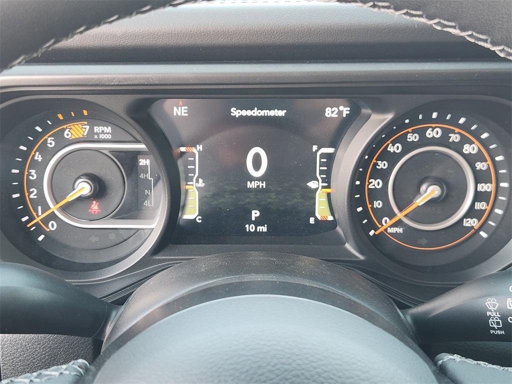 new 2025 Jeep Wrangler car, priced at $61,180