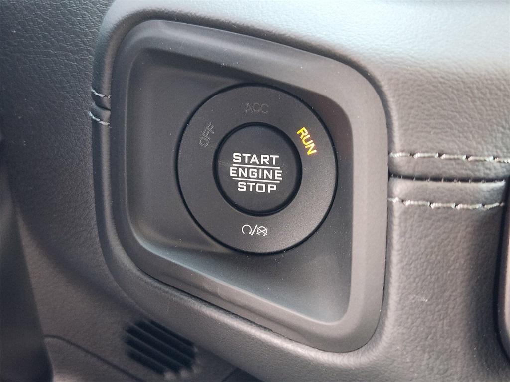 new 2025 Jeep Wrangler car, priced at $56,667