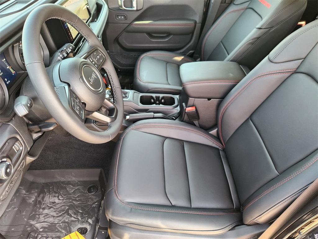 new 2025 Jeep Wrangler car, priced at $61,180