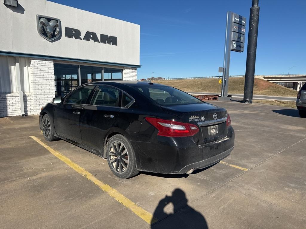 used 2018 Nissan Altima car, priced at $10,984