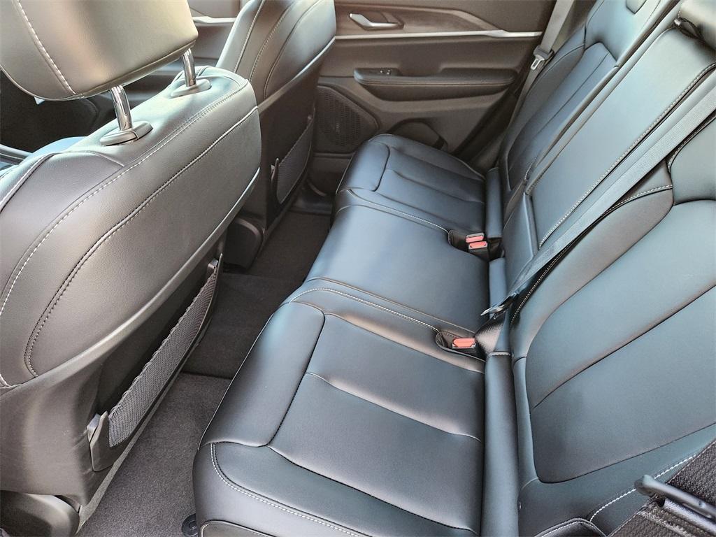 new 2025 Jeep Grand Cherokee car, priced at $46,839