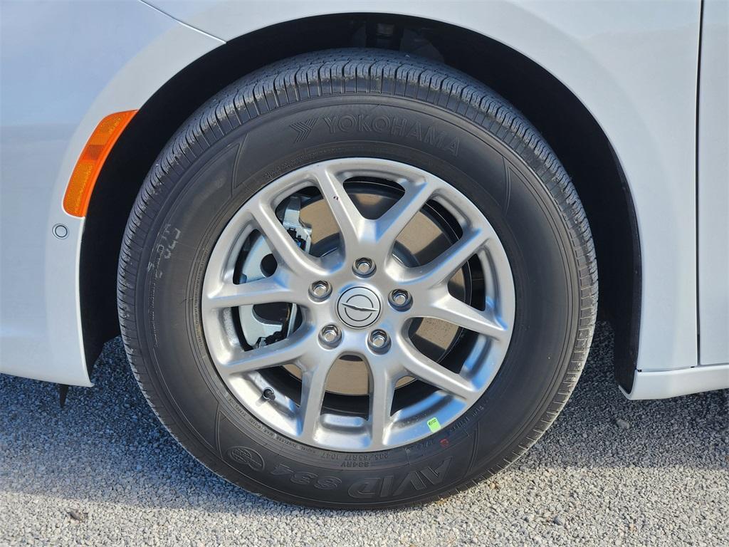 new 2026 Chrysler Pacifica car, priced at $40,830