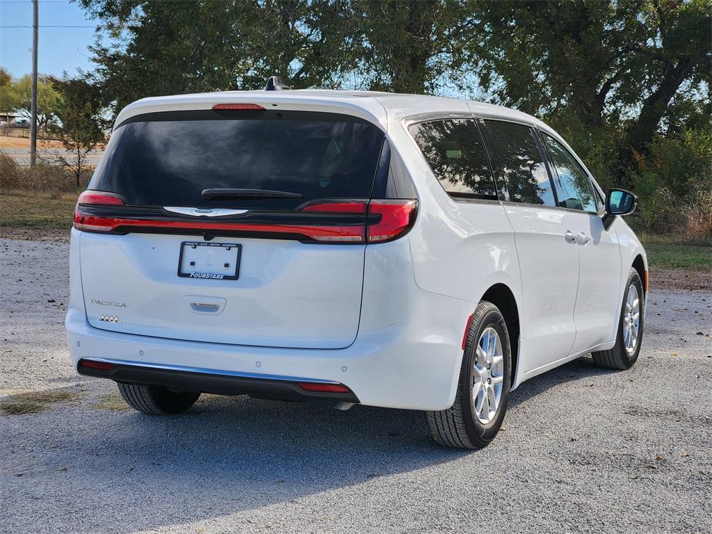 new 2026 Chrysler Pacifica car, priced at $40,830