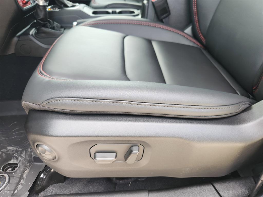 new 2025 Jeep Wrangler car, priced at $56,275