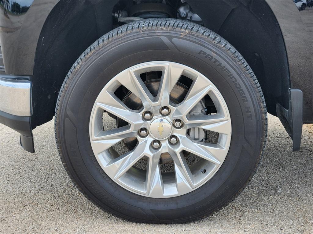 used 2021 Chevrolet Silverado 1500 car, priced at $34,917