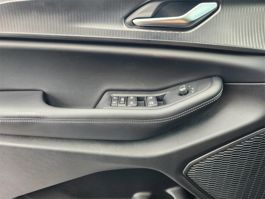 new 2025 Jeep Grand Cherokee L car, priced at $34,646