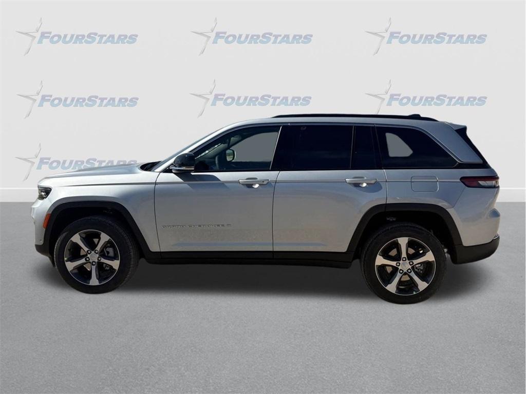 new 2025 Jeep Grand Cherokee car, priced at $49,323