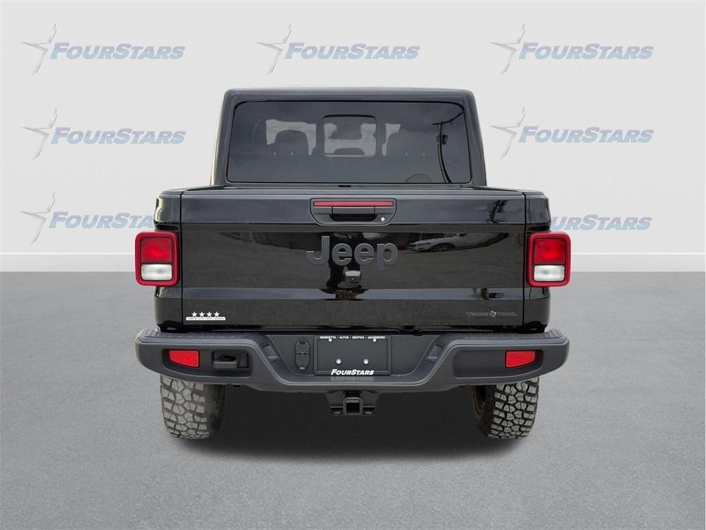 new 2025 Jeep Gladiator car, priced at $47,441