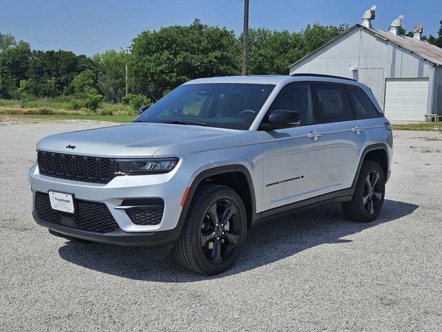 new 2024 Jeep Grand Cherokee car, priced at $40,827