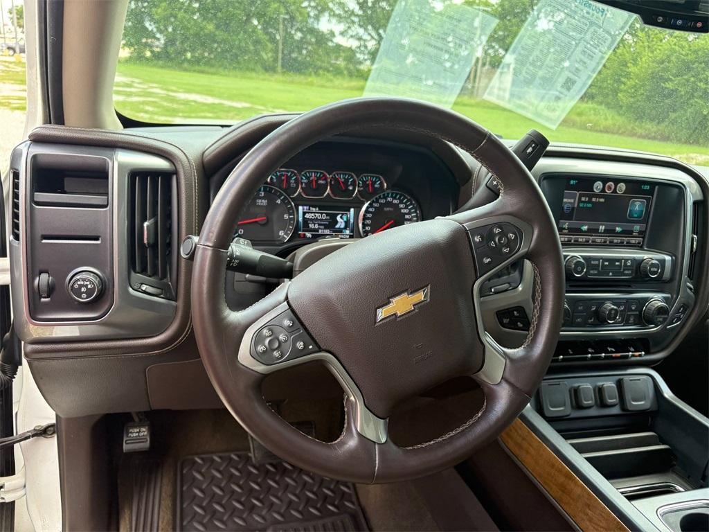 used 2014 Chevrolet Silverado 1500 car, priced at $21,496