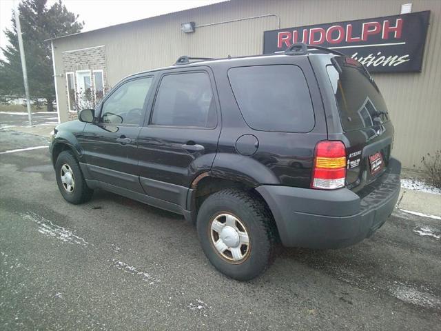 used 2007 Ford Escape car, priced at $3,990