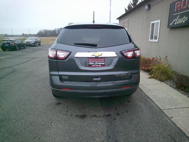 used 2014 Chevrolet Traverse car, priced at $10,400