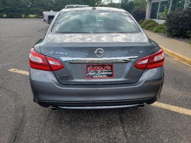 used 2016 Nissan Altima car