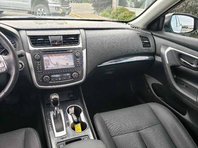 used 2016 Nissan Altima car
