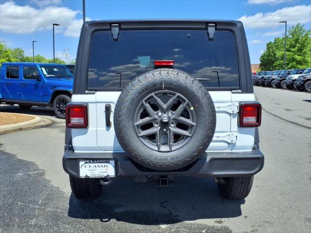 new 2025 Jeep Wrangler car, priced at $46,293