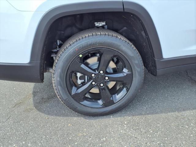 new 2025 Jeep Grand Cherokee L car, priced at $48,619