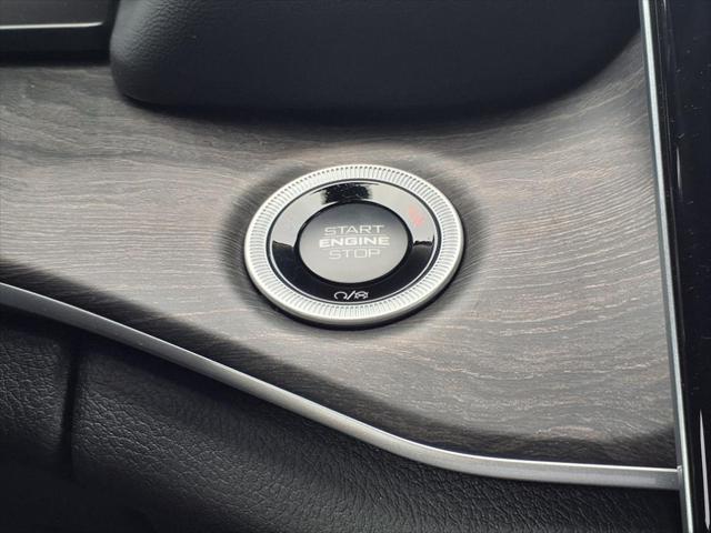 new 2025 Jeep Grand Cherokee car, priced at $49,402