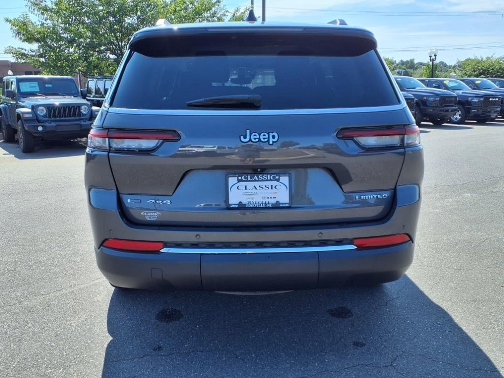 used 2021 Jeep Grand Cherokee L car, priced at $28,899