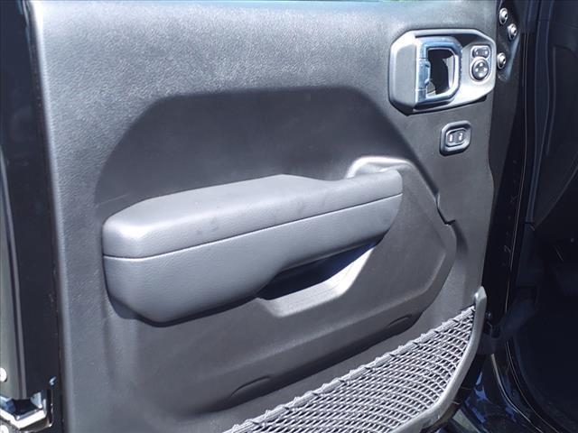 new 2025 Jeep Gladiator car, priced at $42,440