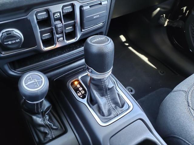 new 2025 Jeep Gladiator car, priced at $39,716