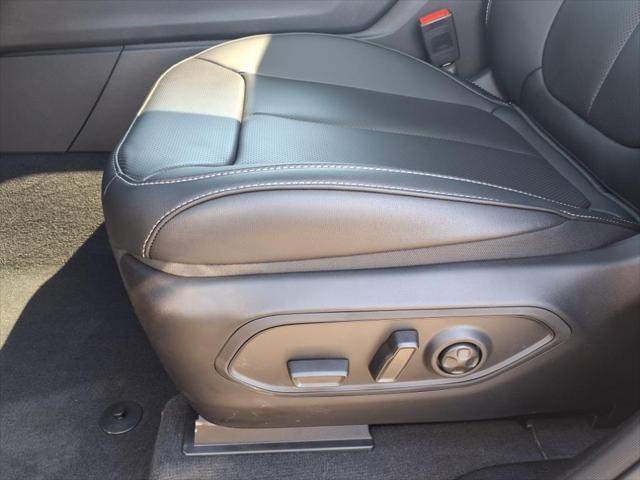 new 2025 Jeep Grand Cherokee car, priced at $50,345