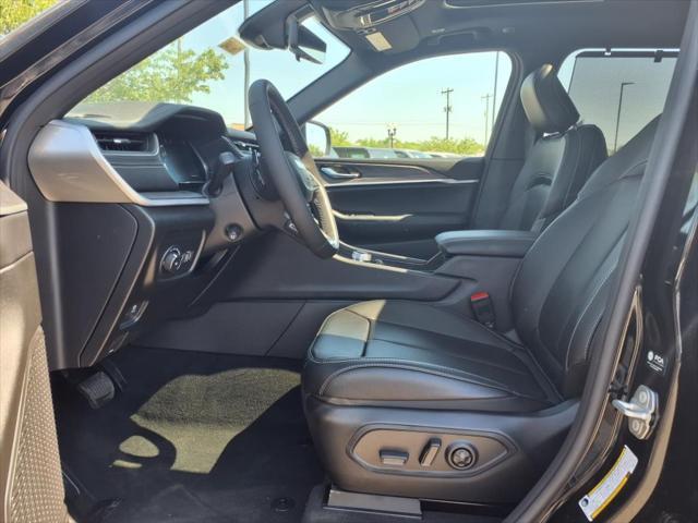 new 2025 Jeep Grand Cherokee car, priced at $50,345