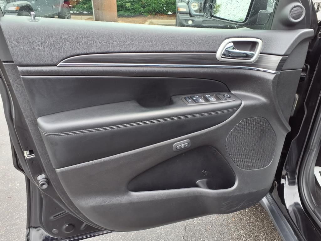 used 2022 Jeep Grand Cherokee car, priced at $28,708