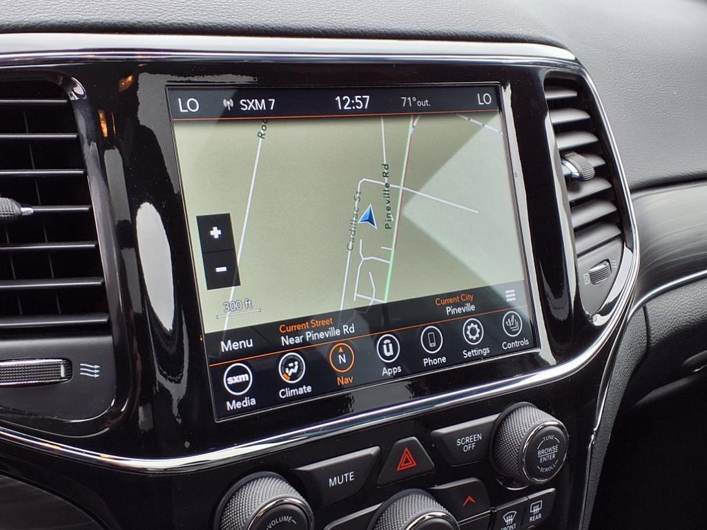 used 2022 Jeep Grand Cherokee car, priced at $28,708