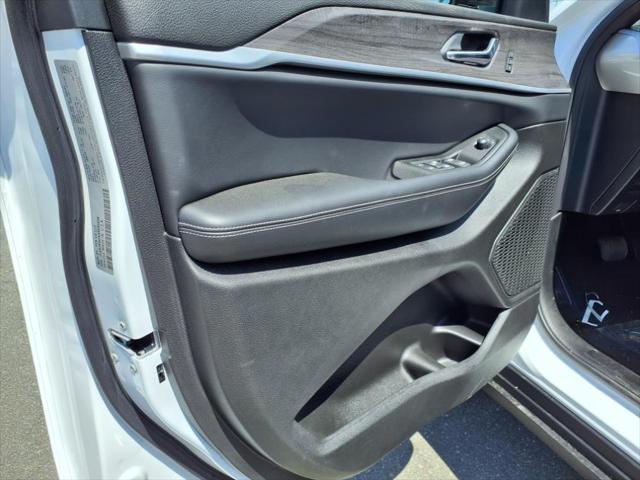 new 2025 Jeep Grand Cherokee L car, priced at $49,619