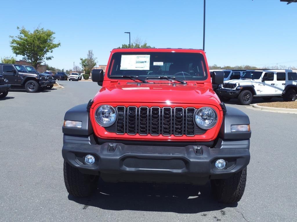 new 2025 Jeep Wrangler car, priced at $45,865